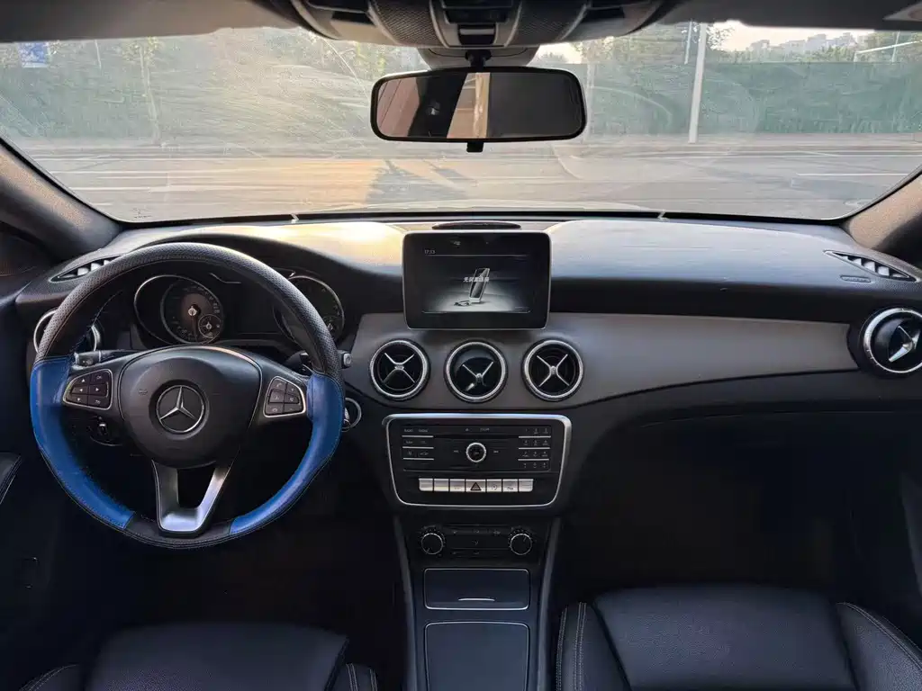 Mercedes-Benz CLA (Import) — миниатюра 6
