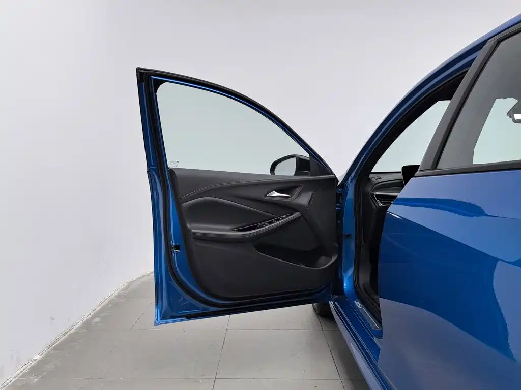Buick Verano — миниатюра 8