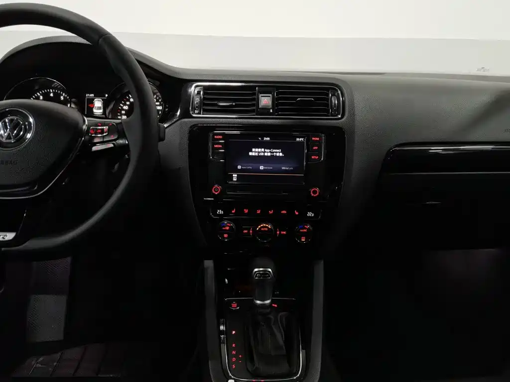 Volkswagen Sagitar — миниатюра 12