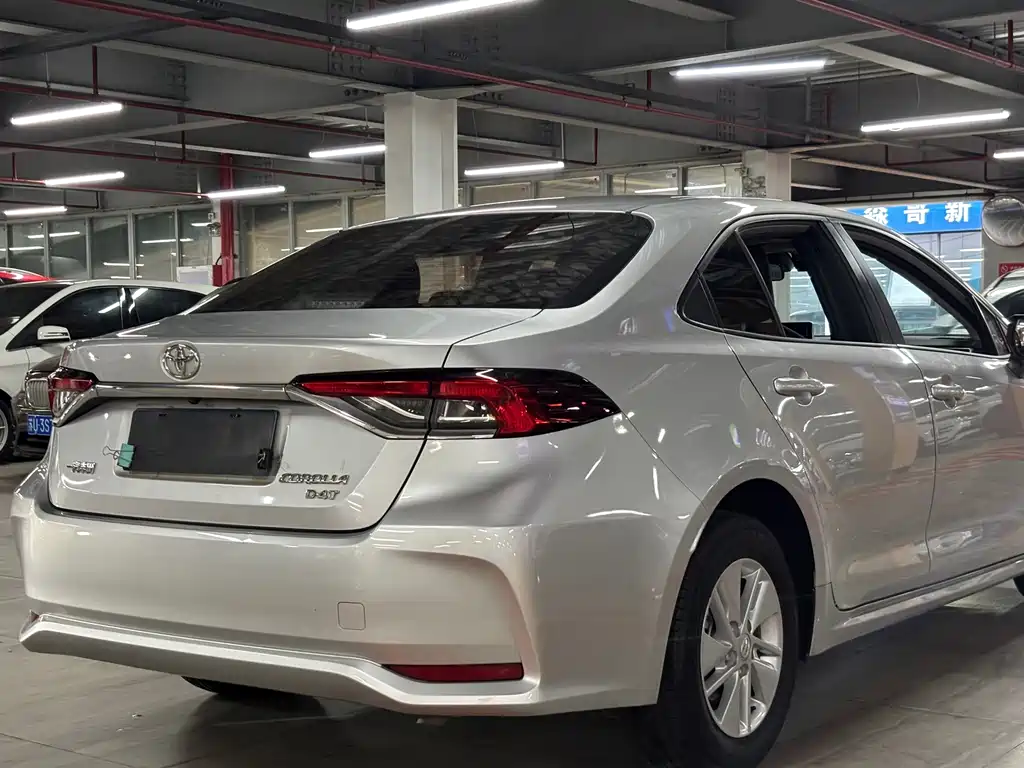 Toyota Corolla — миниатюра 3
