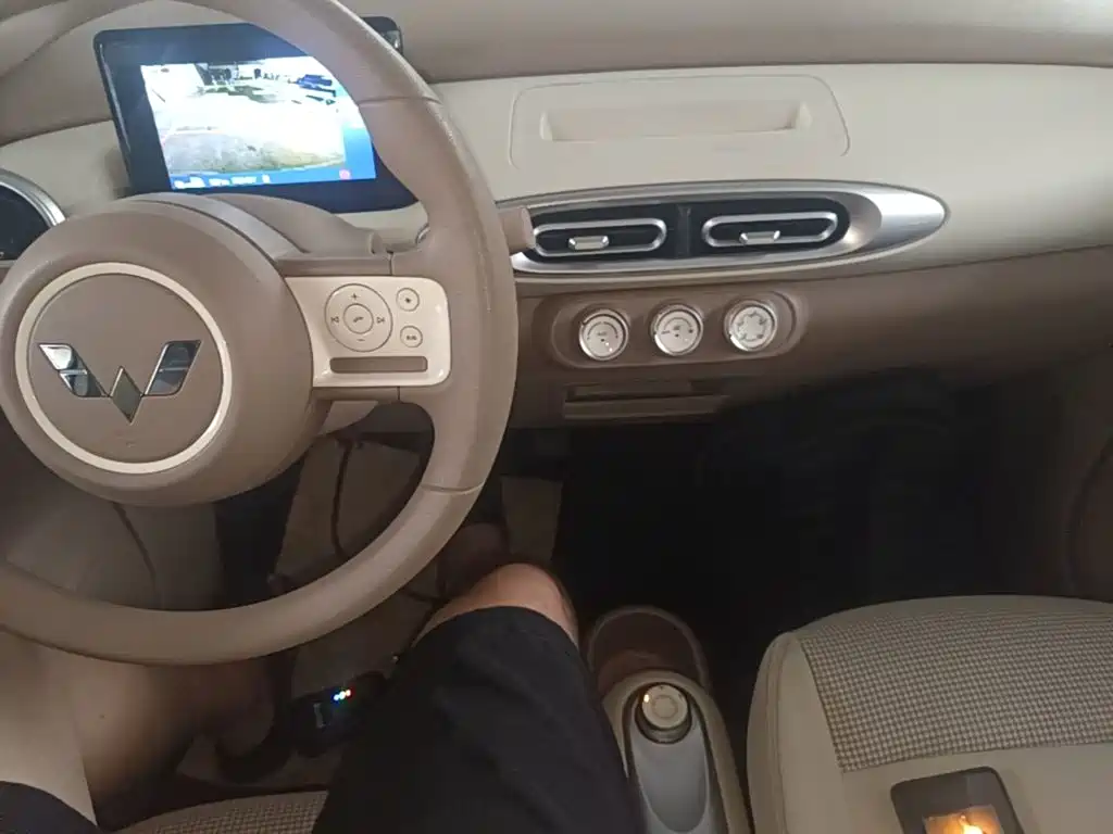 Wuling MINIEV — миниатюра 14