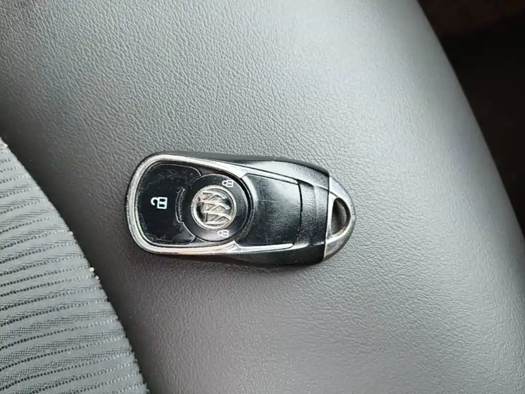 Buick Envision Plus — миниатюра 9