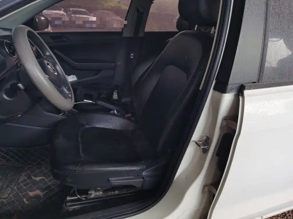 Volkswagen Jetta — миниатюра 8
