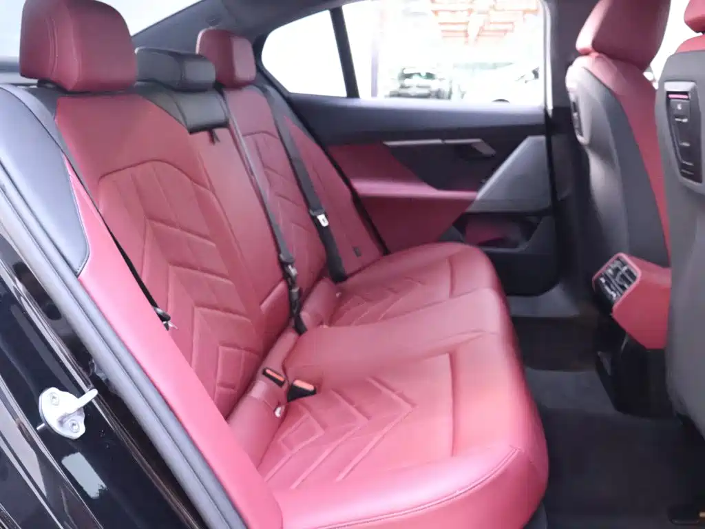 BMW 5 Series (Import) — миниатюра 22