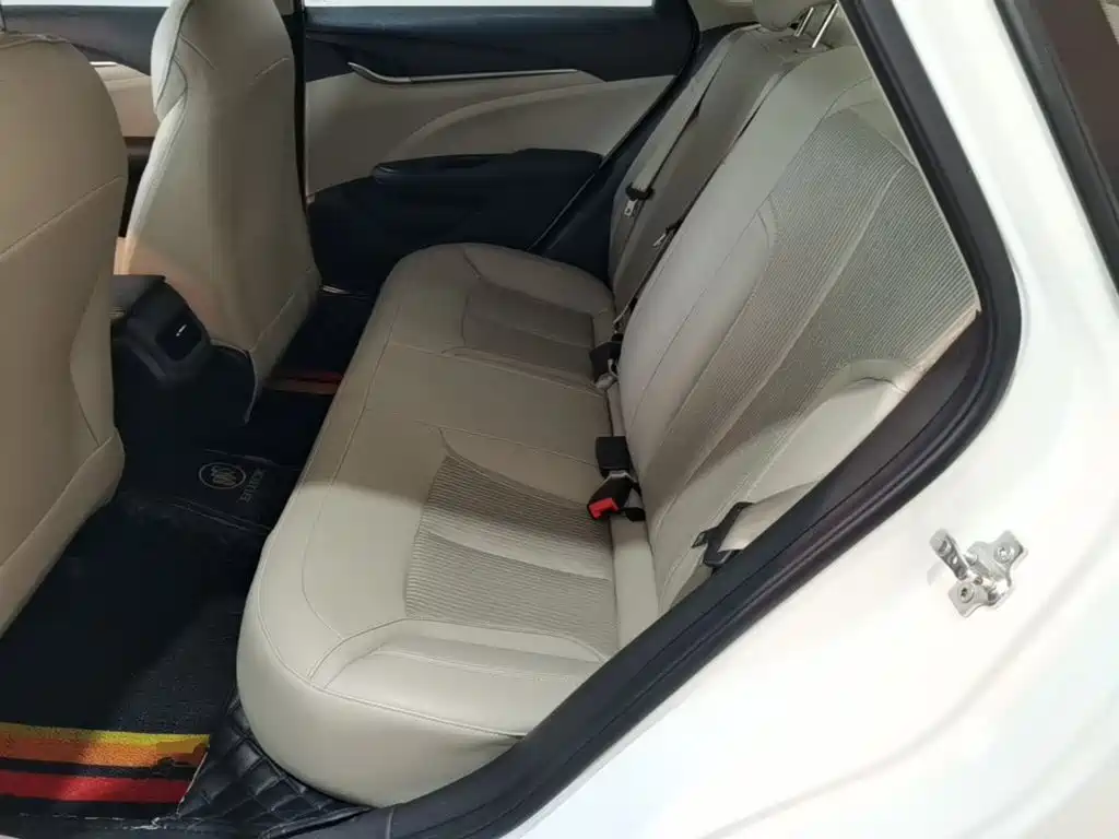 Buick Excelle — миниатюра 17