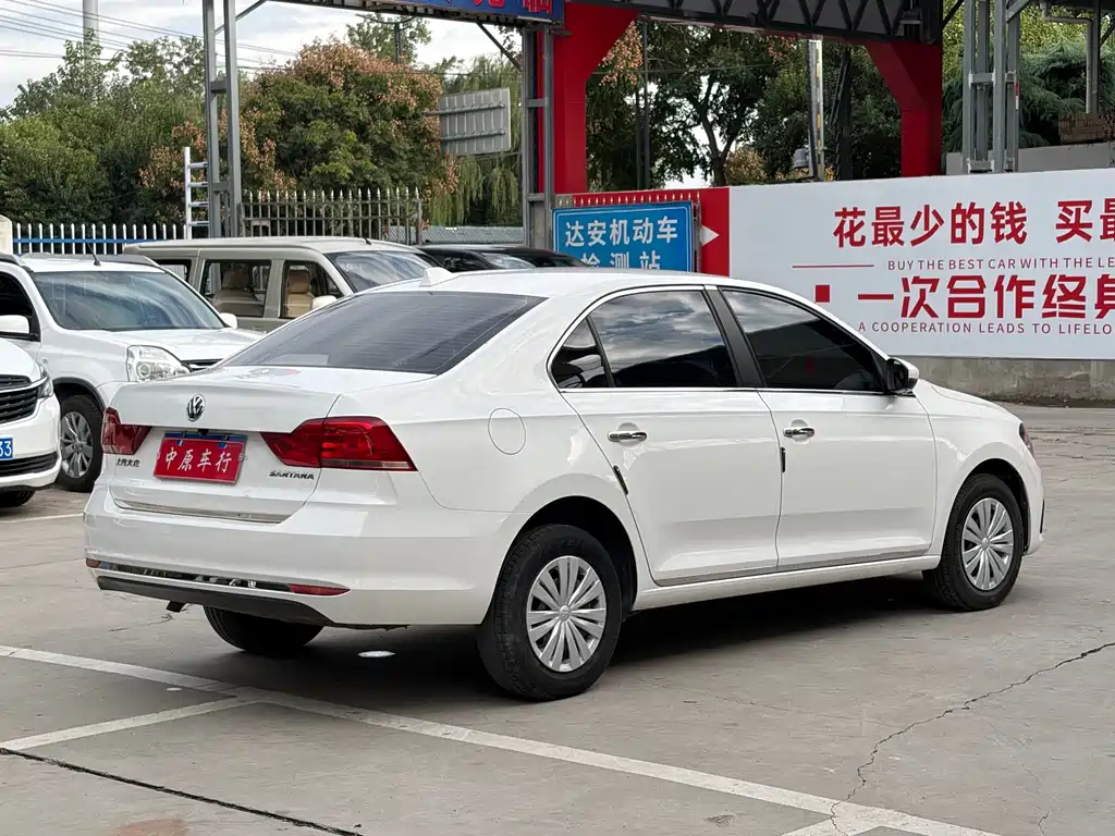 Volkswagen Santana — миниатюра 16