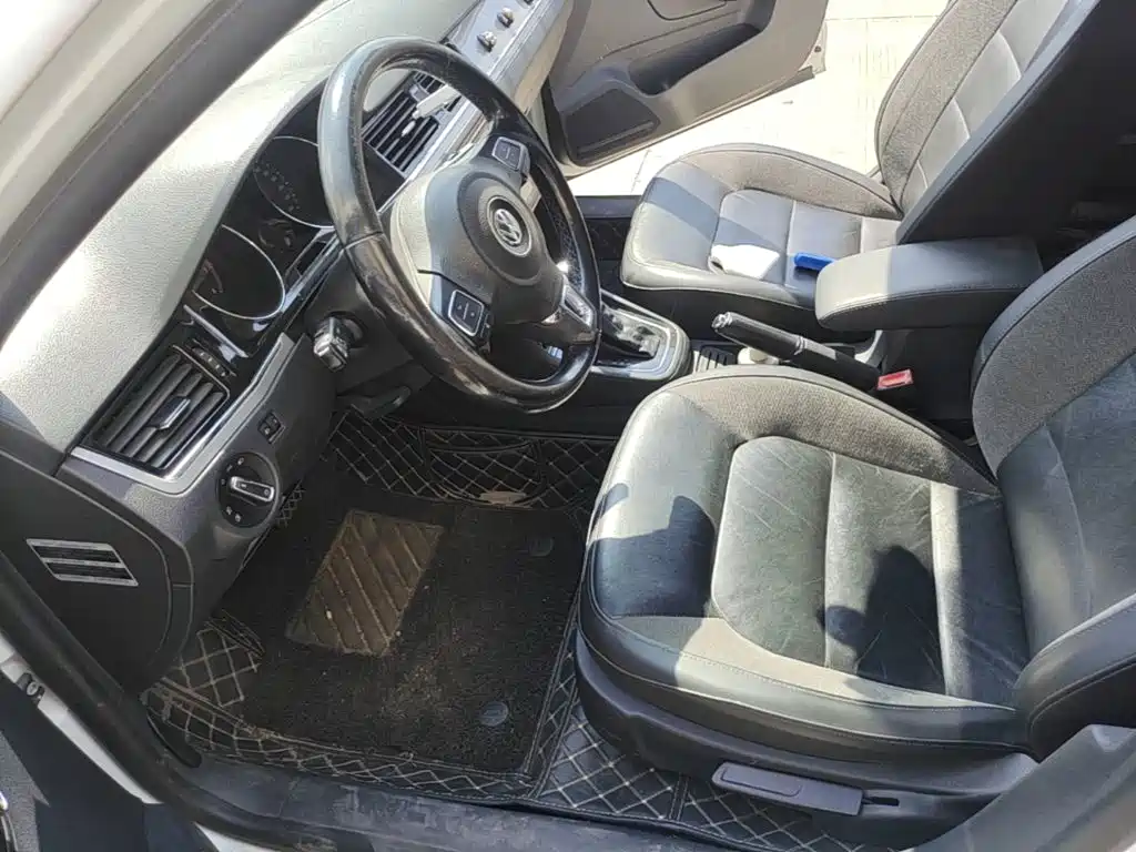 Volkswagen Bora — миниатюра 15