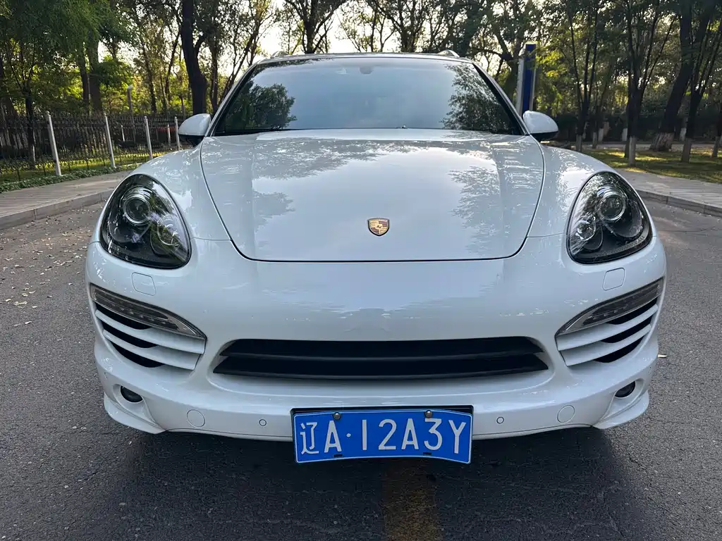 Porsche Cayenne — миниатюра 2