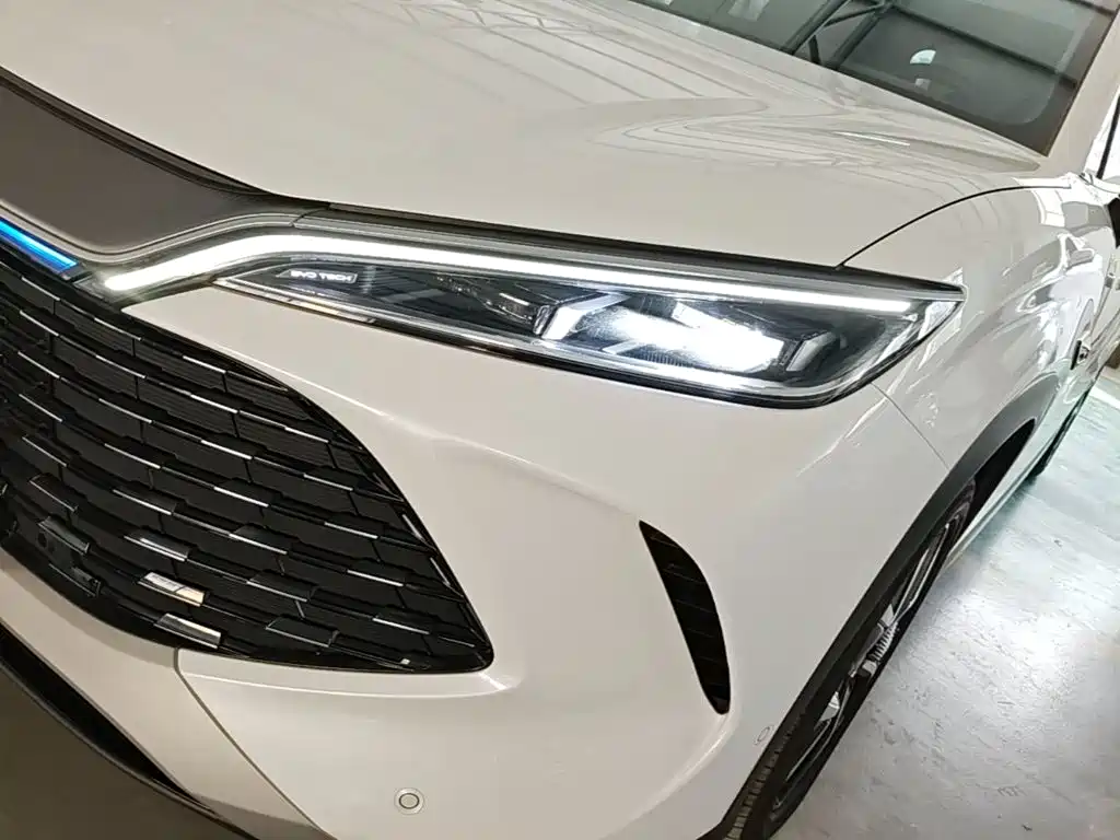 BYD L DM-i — миниатюра 24