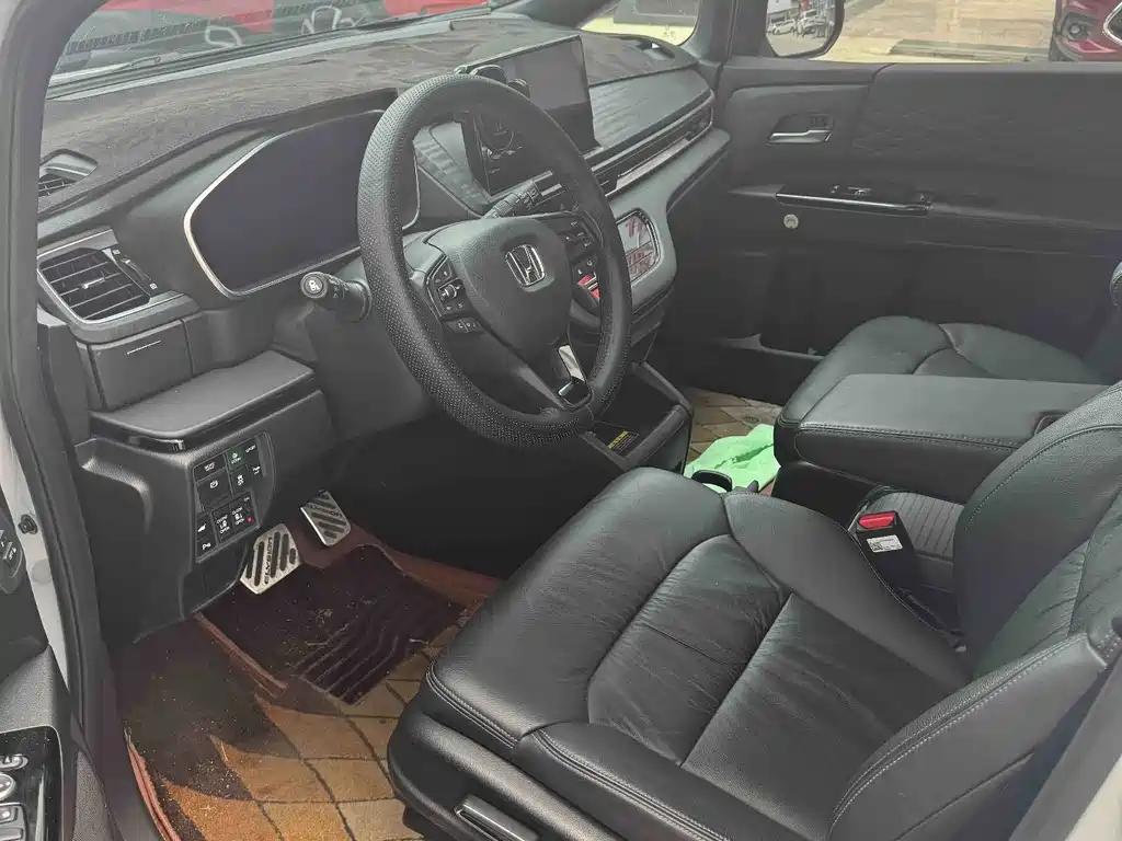 Honda Elysion — миниатюра 5