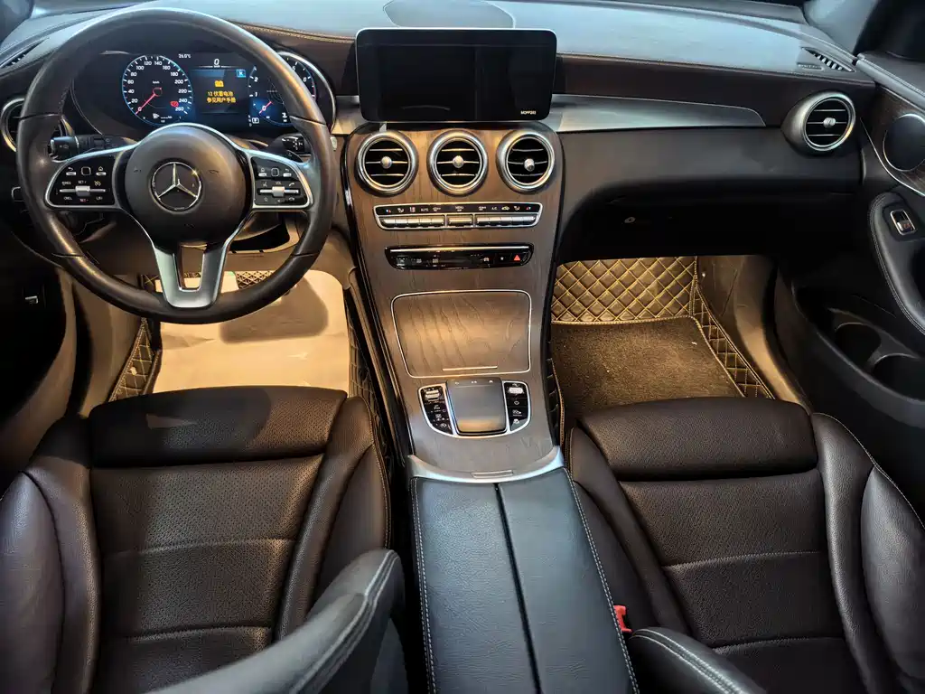 Mercedes-Benz GLC — миниатюра 8