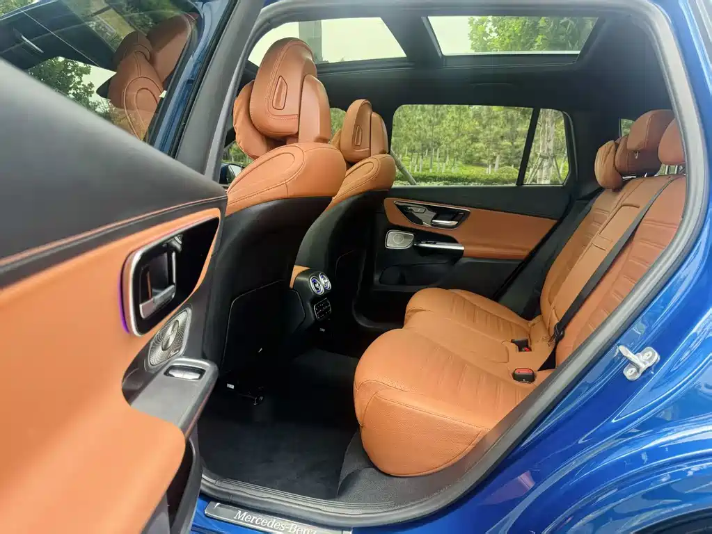 Mercedes-Benz GLC — миниатюра 9