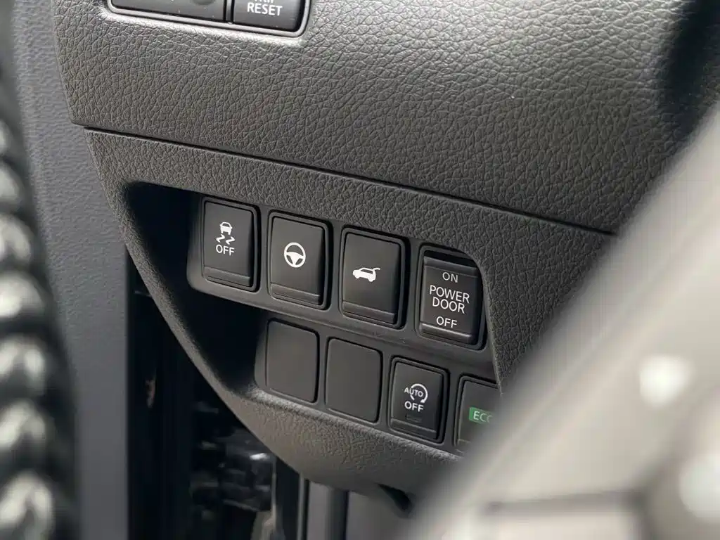 Nissan X-Trail — миниатюра 12