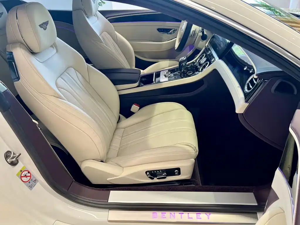 Bentley Continental PHEV — миниатюра 11