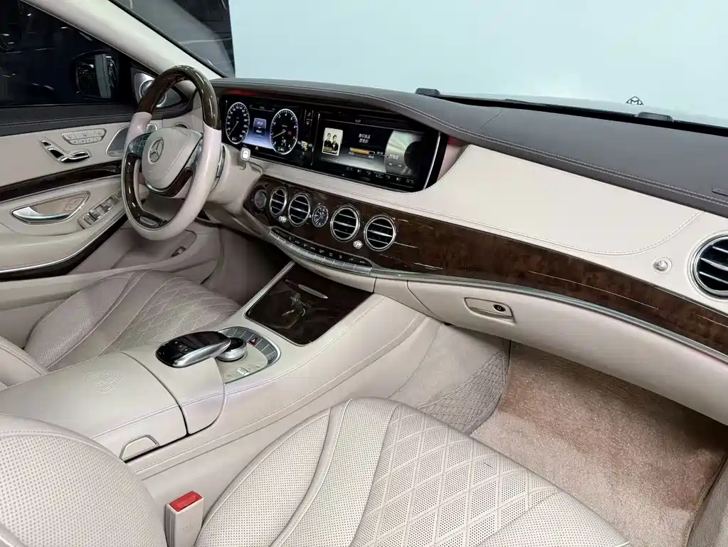 Mercedes-Benz S-Class — миниатюра 11