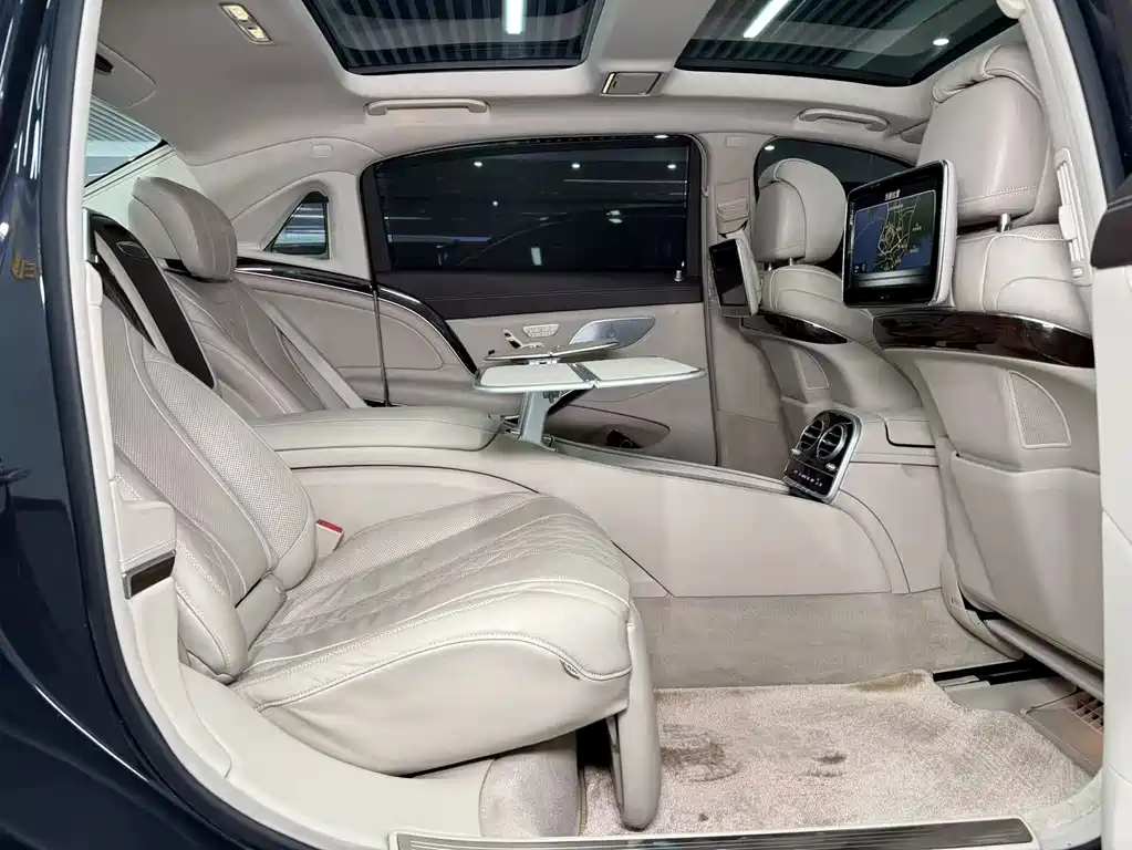 Mercedes-Benz S-Class — миниатюра 14