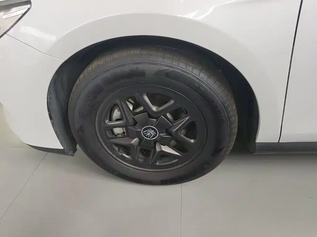 BYD Qin PLUS — миниатюра 23