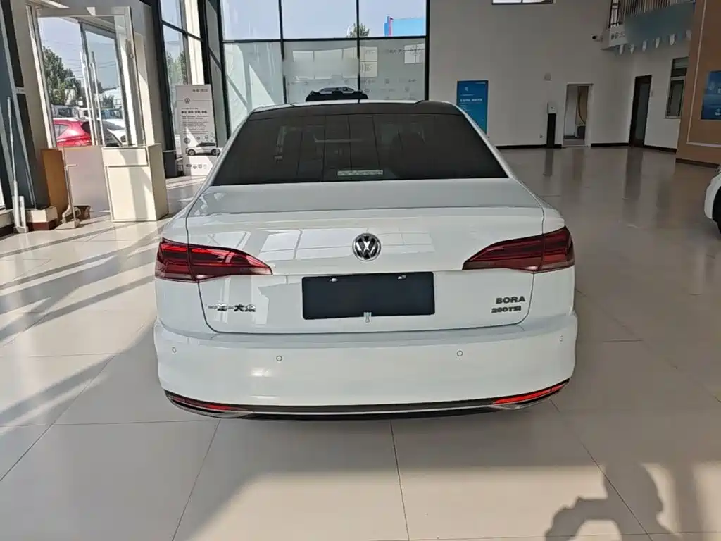 Volkswagen Bora — миниатюра 6