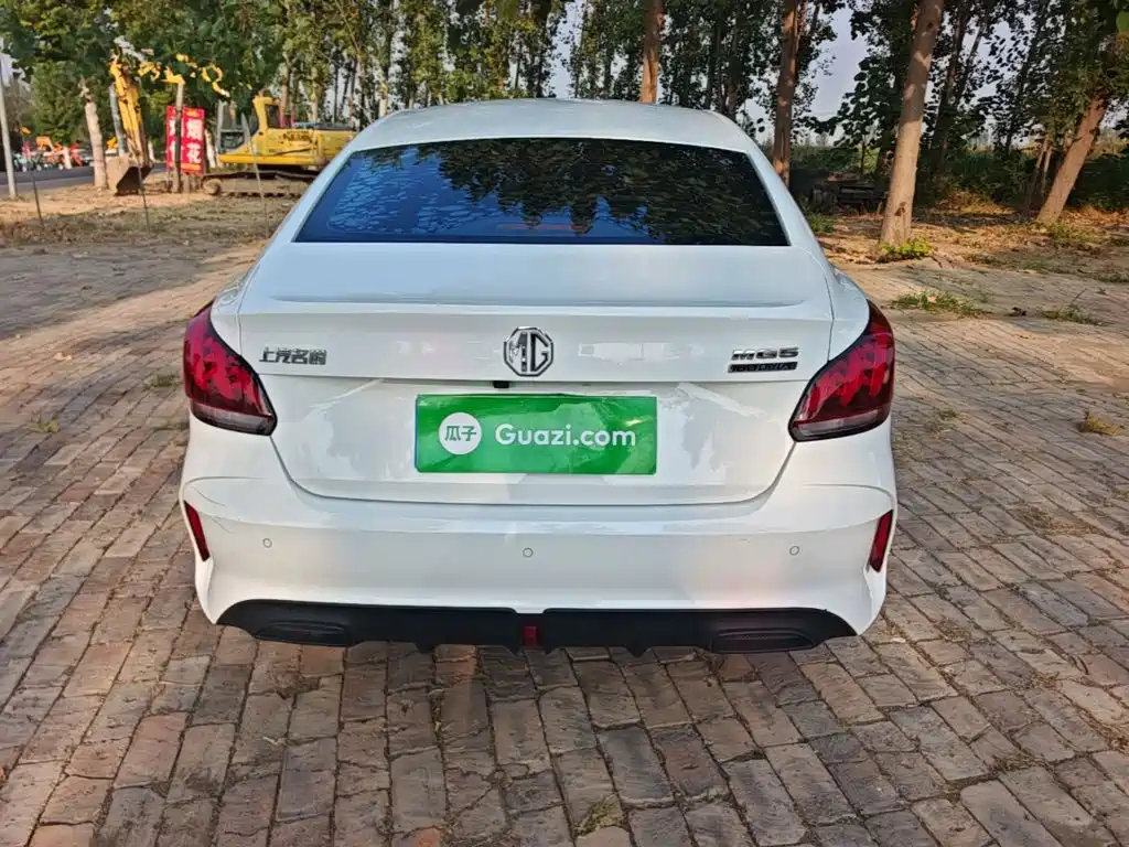 MG MG5 — миниатюра 6