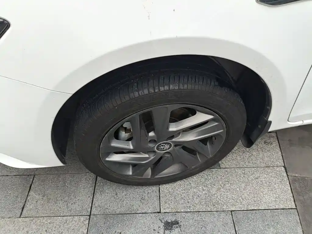 BYD Qin NEV — миниатюра 23