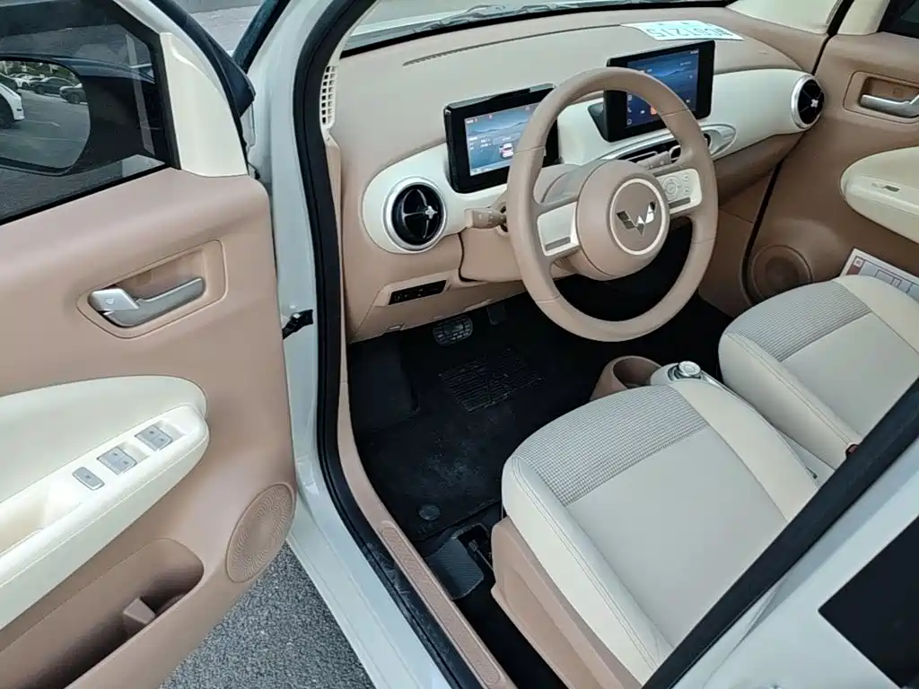 Wuling MINIEV — миниатюра 16