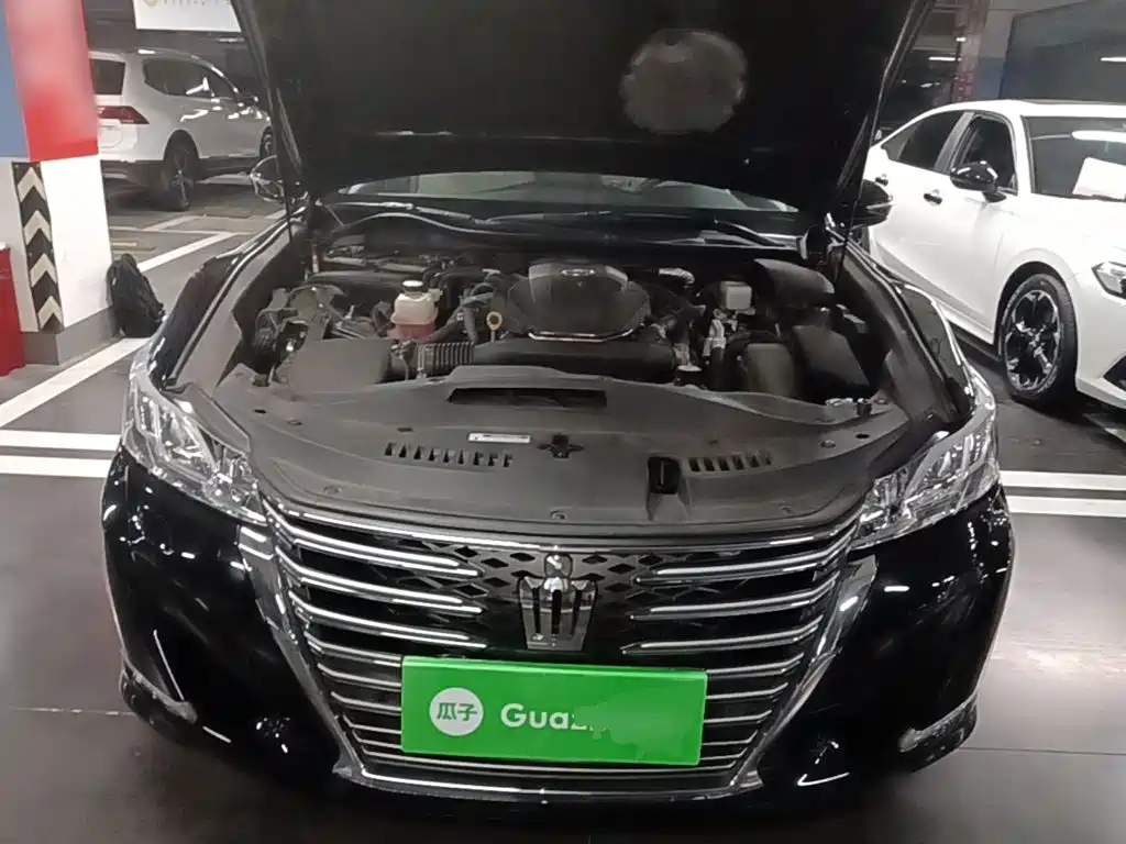 Toyota Crown — миниатюра 20