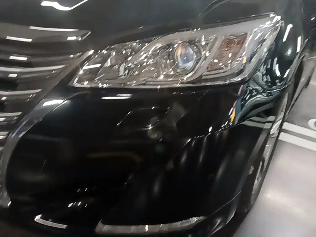 Toyota Crown — миниатюра 24