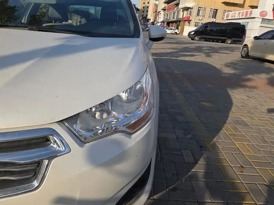 Citroen C4L — миниатюра 5