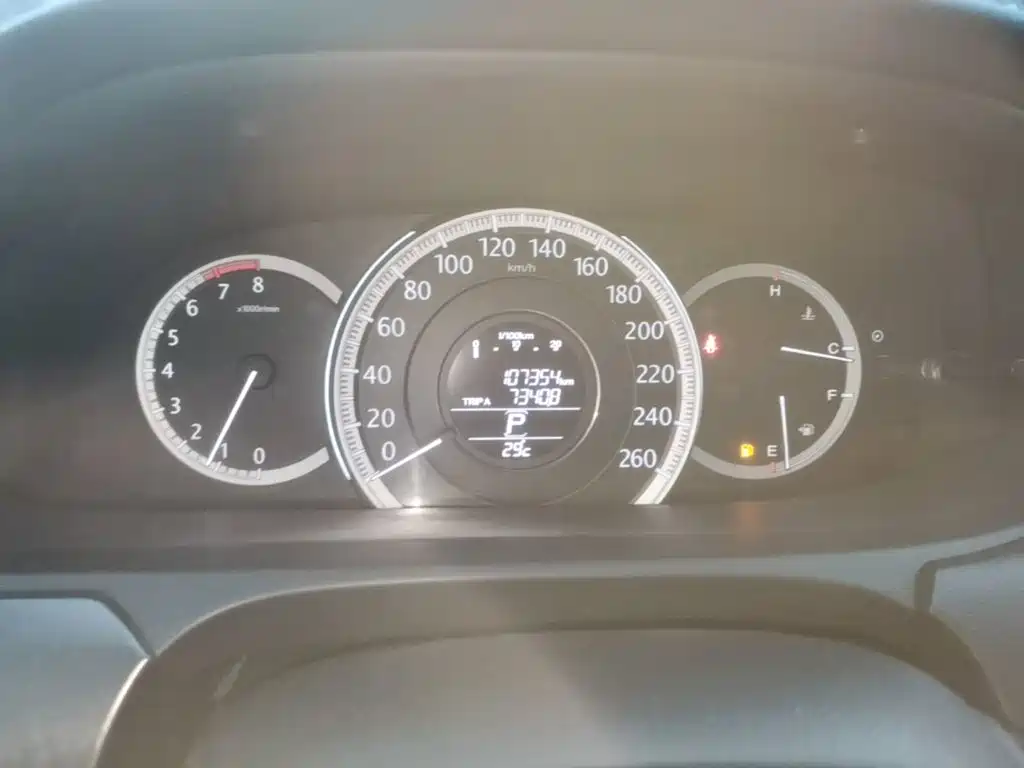 Honda Accord — миниатюра 12