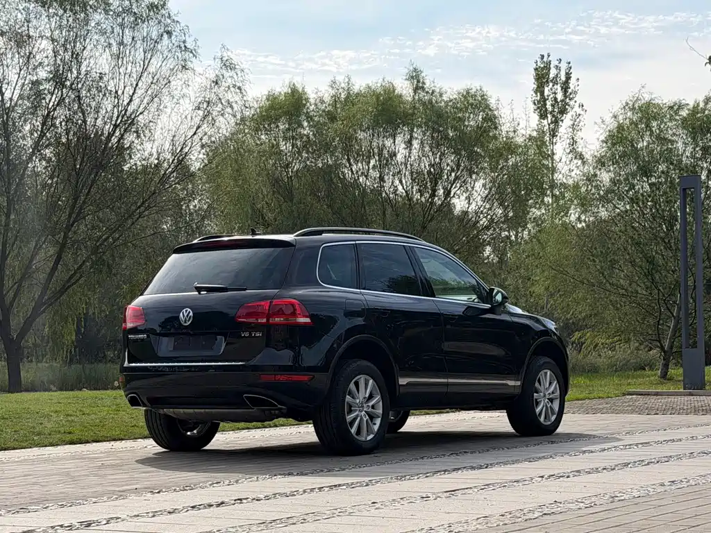 Volkswagen Touareg — миниатюра 26