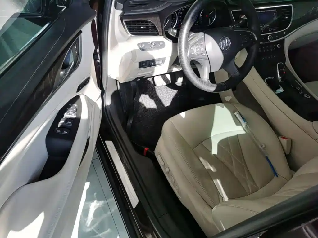 Buick LaCrosse — миниатюра 16