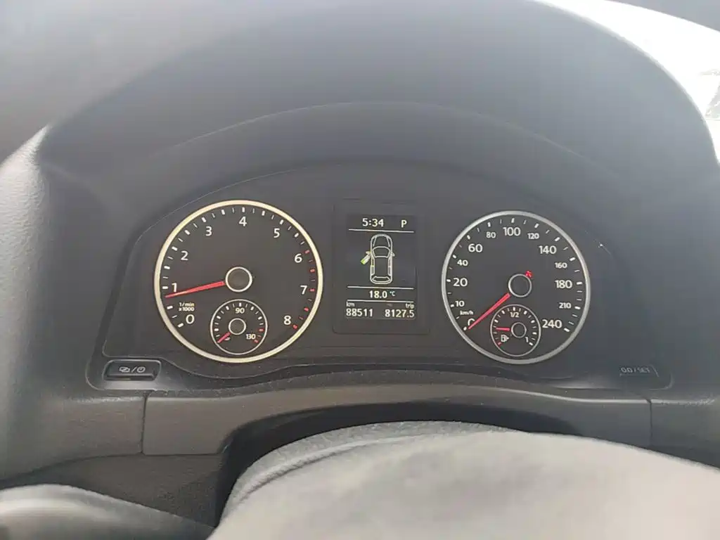 Volkswagen Tiguan — миниатюра 12