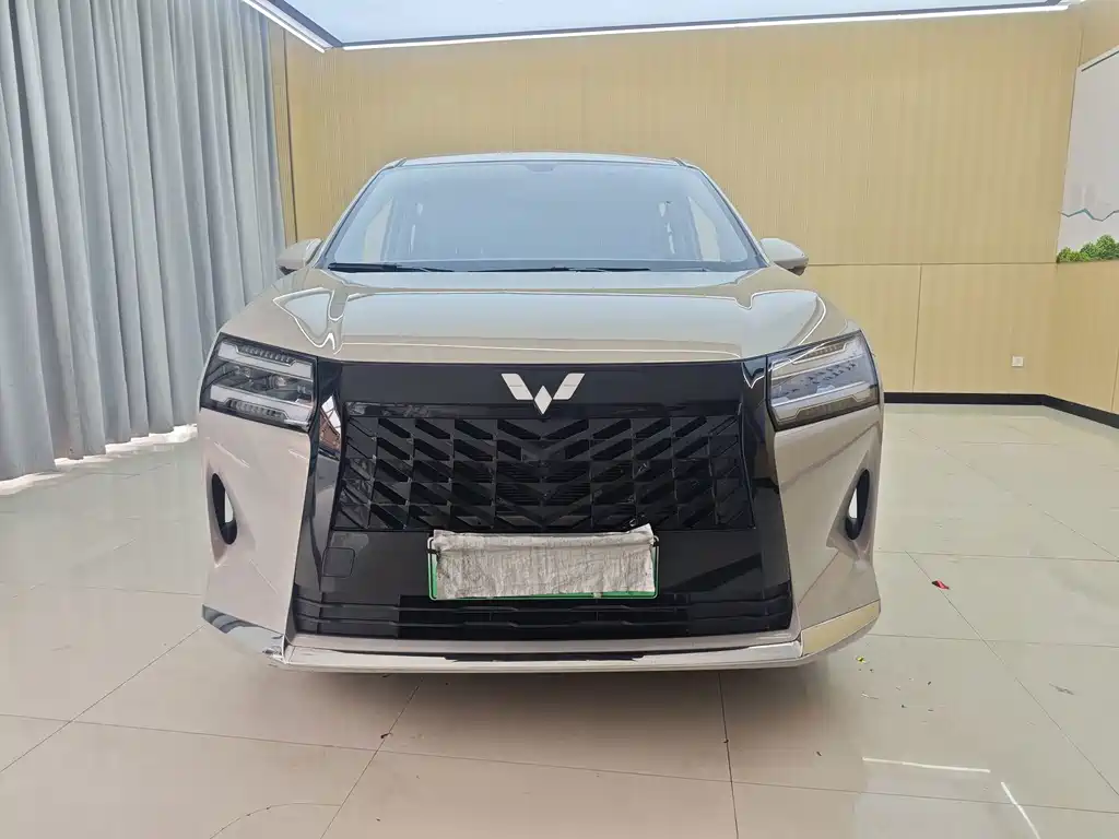 Wuling Xingguang 730 New Energy