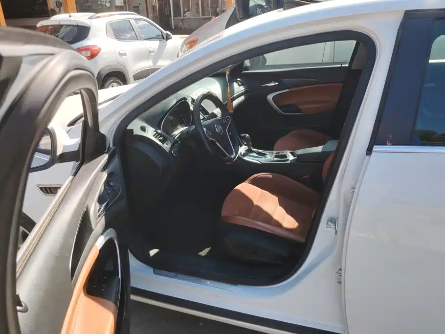 Buick Regal — миниатюра 9