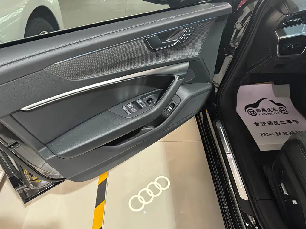Audi A6L — миниатюра 7