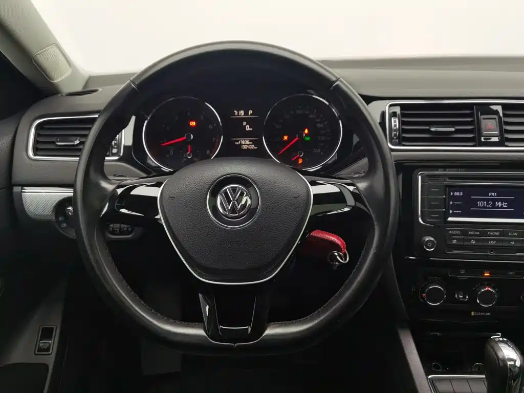 Volkswagen Sagitar — миниатюра 11