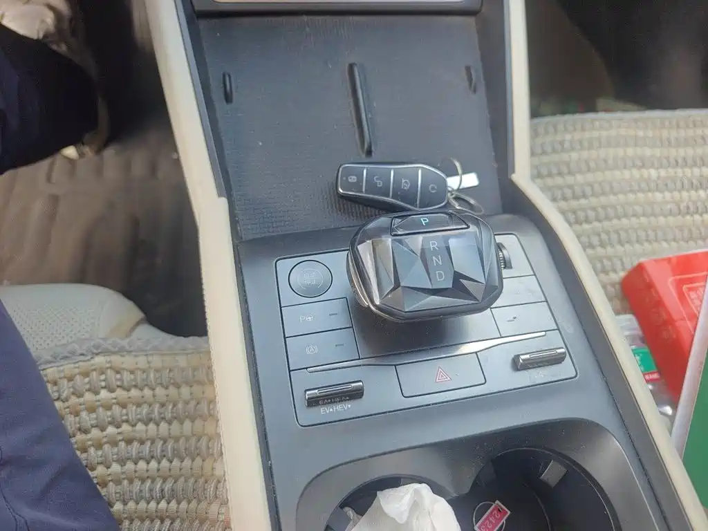 BYD Qin L — миниатюра 17