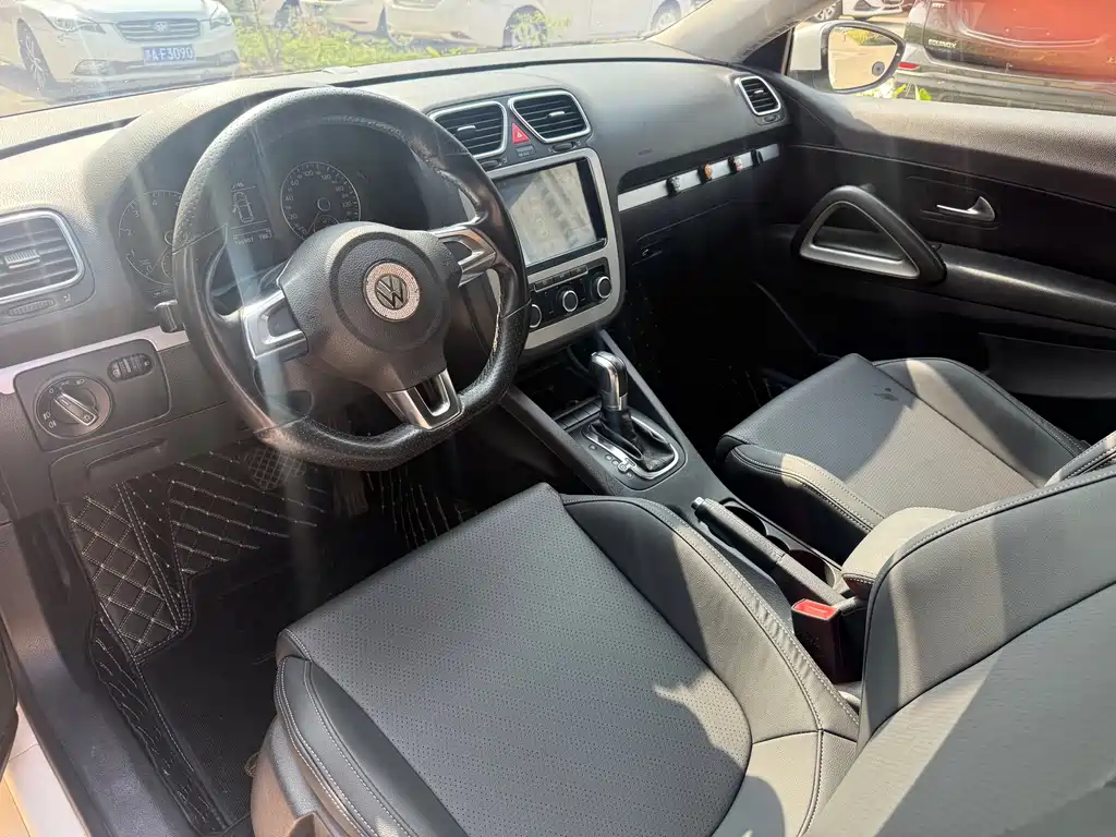 Volkswagen Scirocco — миниатюра 4