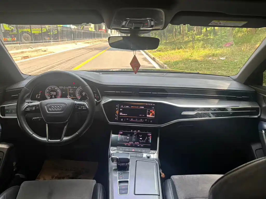 Audi A6L 2020 40 TFSI Luxury