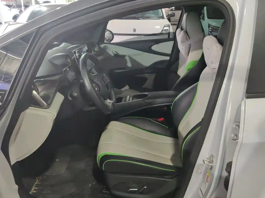 BYD Dolphin — миниатюра 9