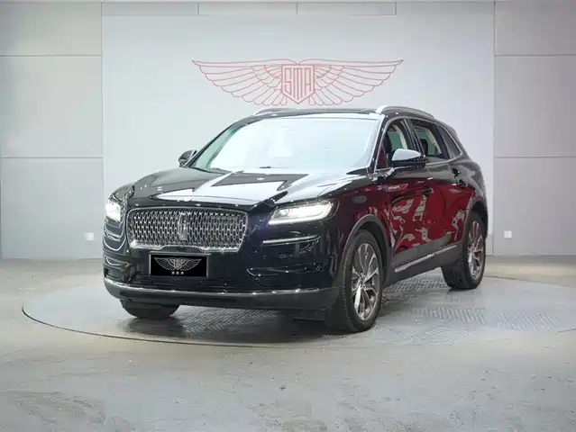 LINCOLN NAVIGATOR 2022