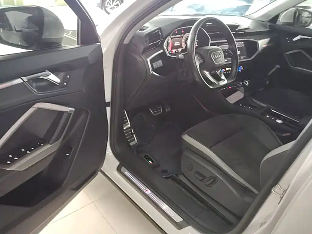 Audi Q3 — миниатюра 16