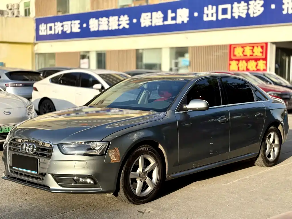 Audi A4L 2012
