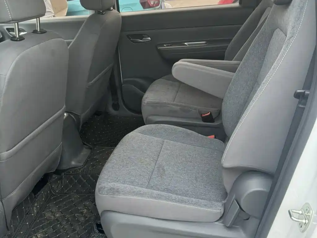 Wuling Hongguang EV — миниатюра 22