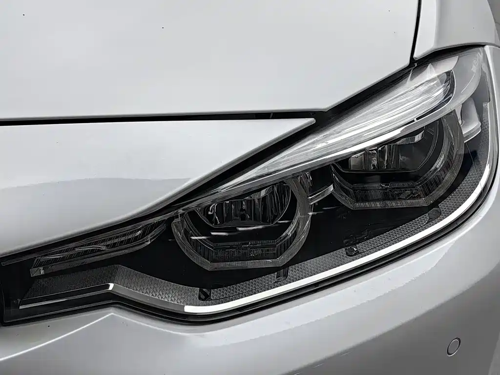 BMW 3 Series — миниатюра 7