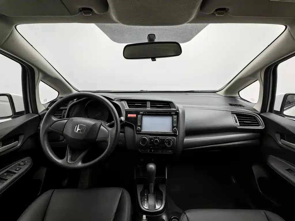 Honda Fit — миниатюра 5