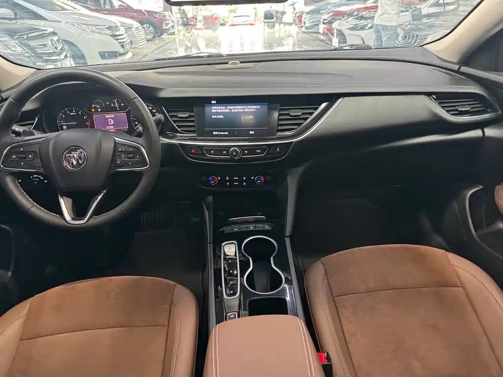 Buick Regal — миниатюра 7