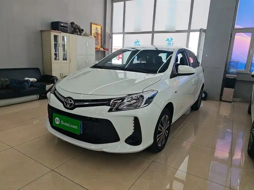 Купить Toyota Vios FS