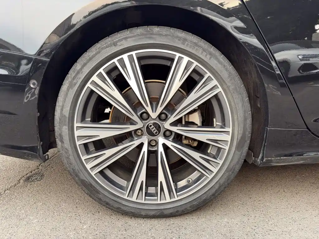Audi A6L — миниатюра 13