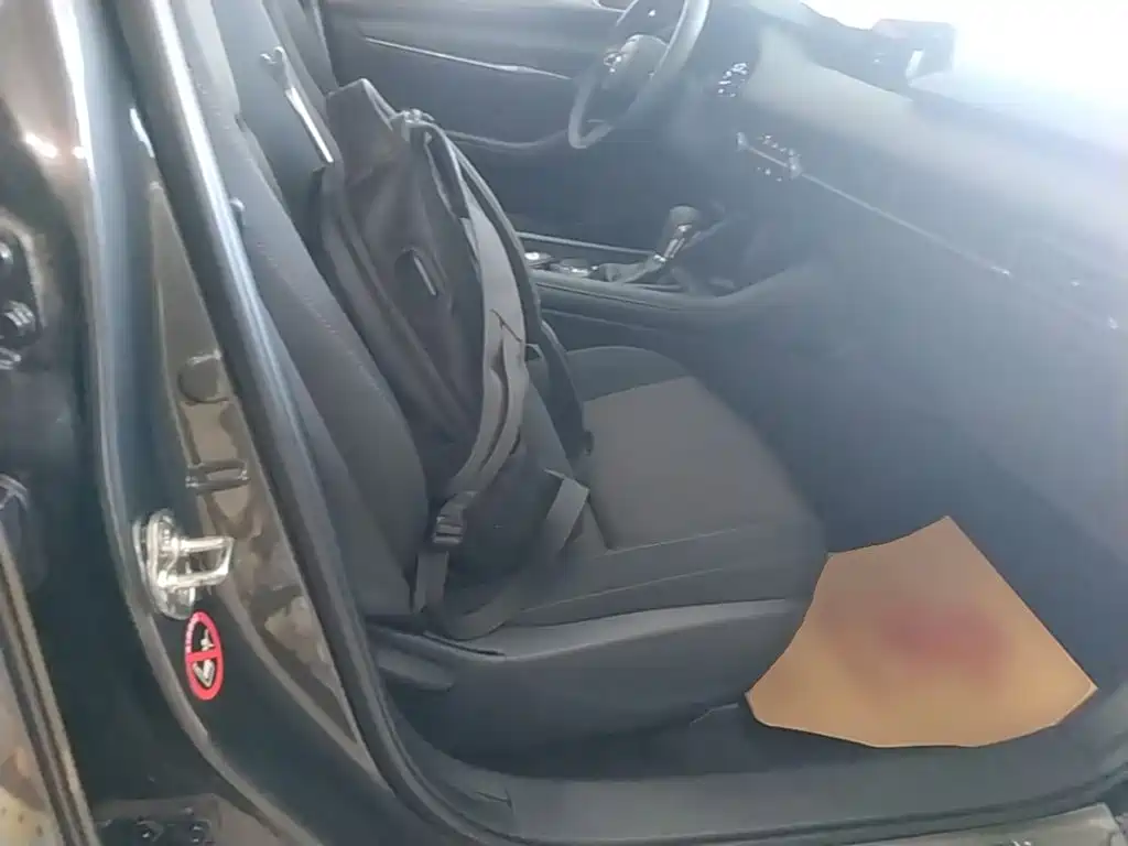 Mazda 3 Axela — миниатюра 25